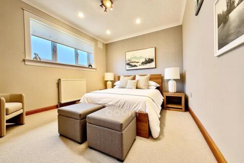 BEDROOM 2 AI