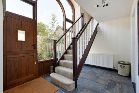 Entrance &amp; Stairs