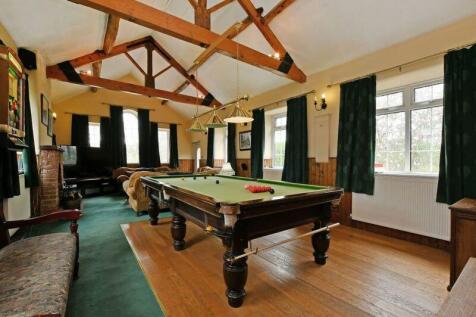 Old School House Family Room 