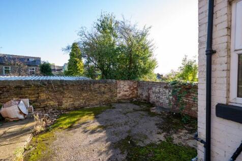 Rear Courtyard