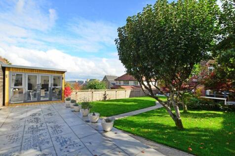 Outside Bar