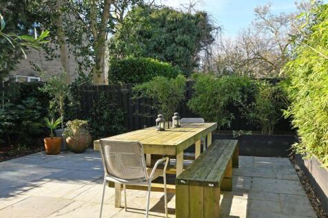 Private Garden 