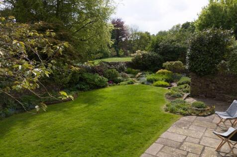 Landscaped Gardens 