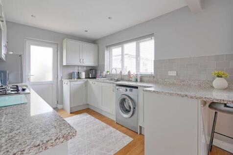 Modern Fitted Units