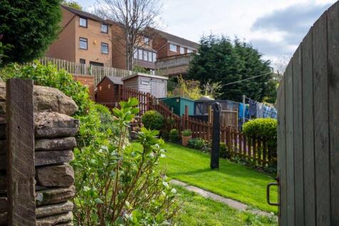 Gate to Rear Garden 