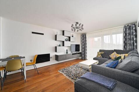 Open plan living 1