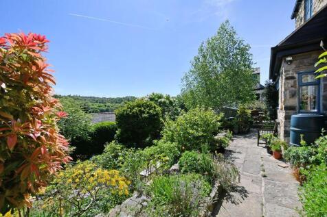 Front Terrace &amp; Garden