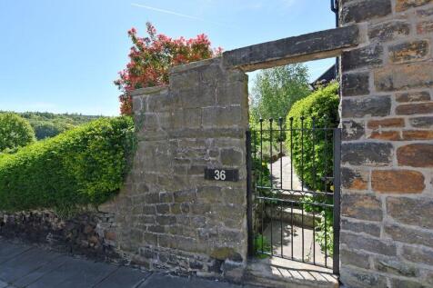 Side Gate