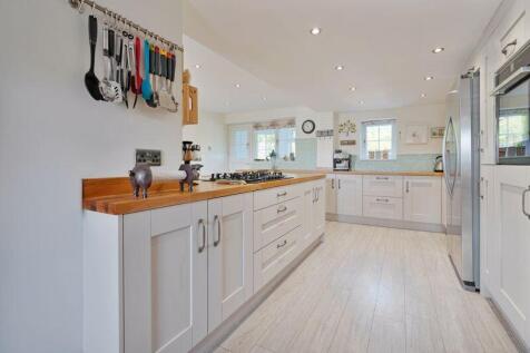 Open Plan Dining Kitchen 