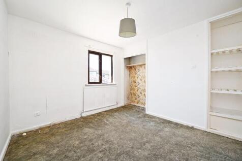 Rear Bedroom