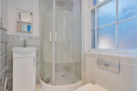 Ensuite Shower Room 