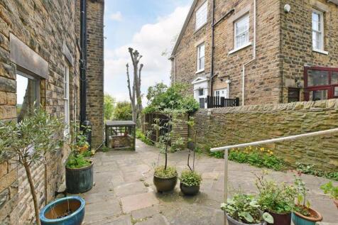 Wraparound Garden 