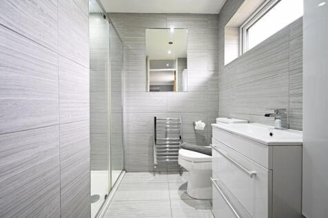 Bedroom 1 Ensuite 