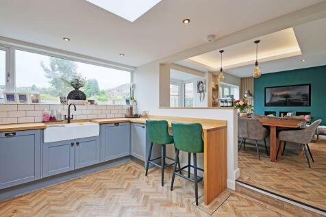 Open Plan Dining Kitchen 