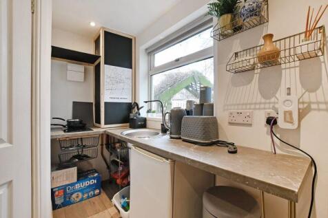 Studio Flat Kitchen
