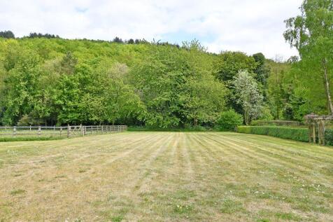 Surrounding Land &amp; Gardens