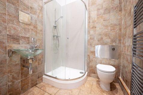 Bedroom 2 Ensuite