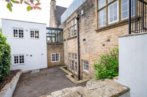 Private Courtyard