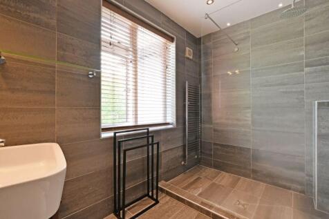 Bedroom 1 Ensuite 