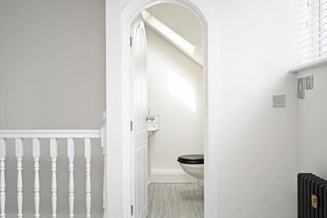 Second Floor Ensuite 