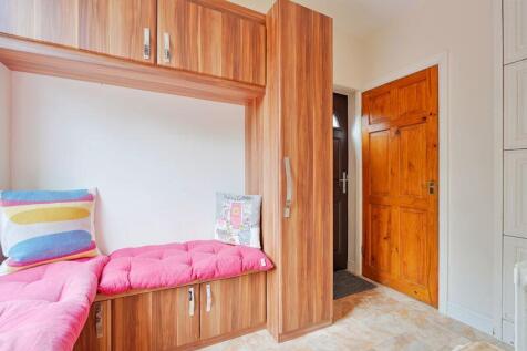 Cloakroom / Utility Area
