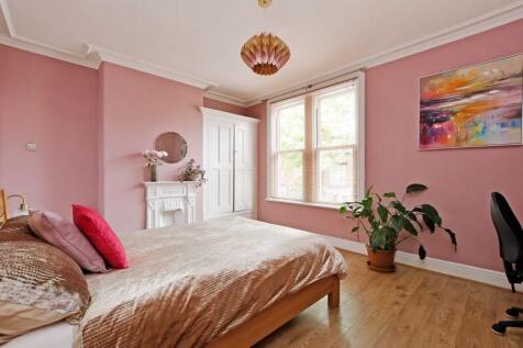 Front Bedroom