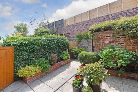 South Facing Garden