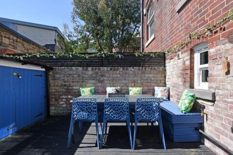 Rear Courtyard 