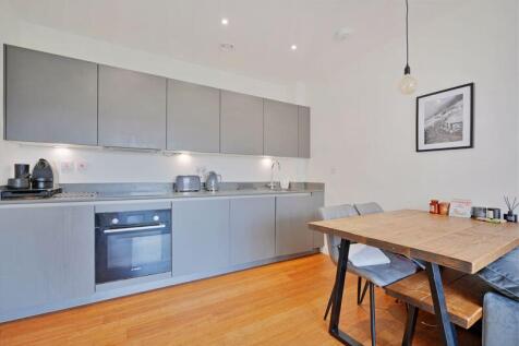 Kitchen / Dining