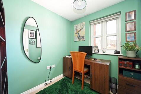 Bedroom 3 / Study