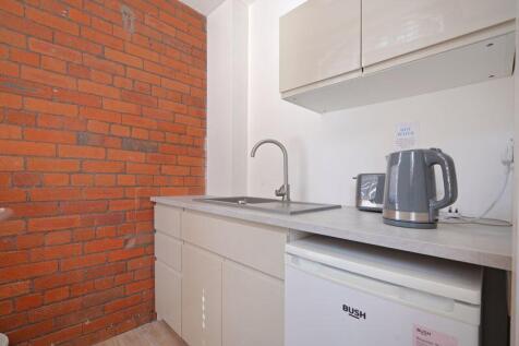 Guest Accommodation to Rent 