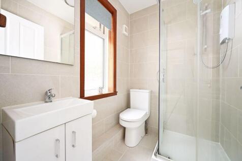 Bedroom 1 Ensuite 