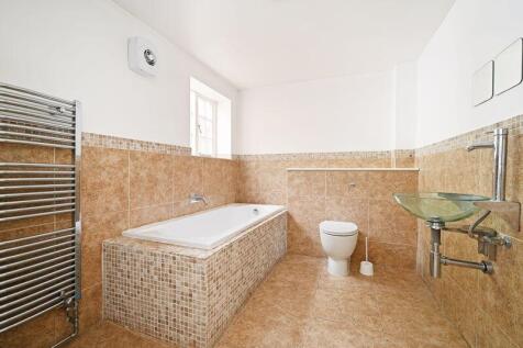 Bedroom 1 Ensuite