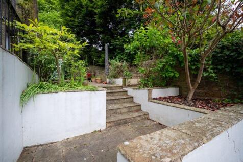 Private Courtyard
