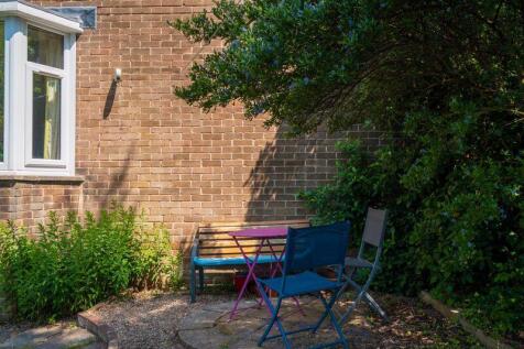 Wraparound Garden 
