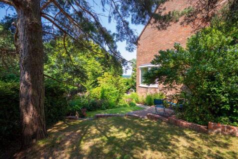 Wraparound Garden 