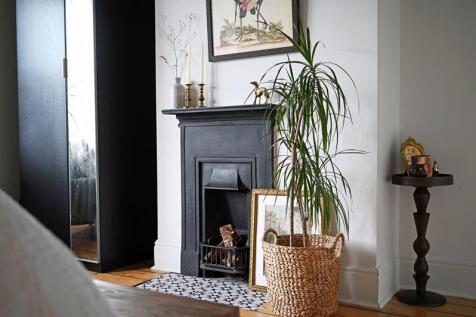 Front Bedroom