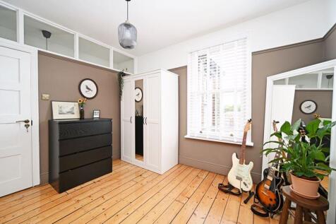 Rear Bedroom