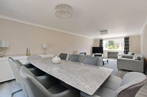 Living / Dining