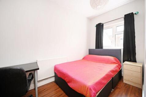 1st Floor Double Bedroom 
