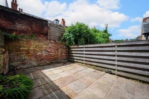 Rear Courtyard 