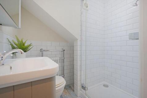 2nd Floor Ensuite 