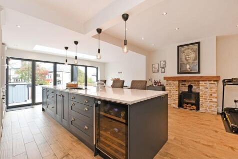 Open Plan Dining Kitchen 