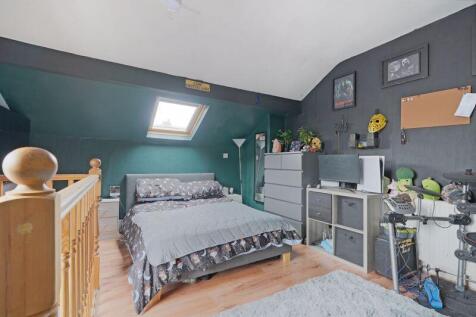 2nd Floor Bedroom 