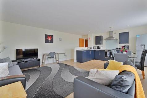 Open Plan Living / Dining / Kitchen 