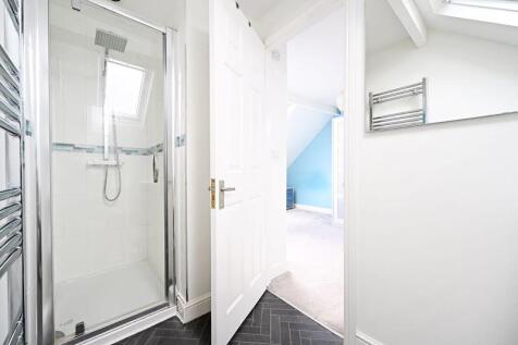 2nd Floor Bedroom Ensuite