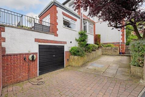 Driveway &amp; Garage 