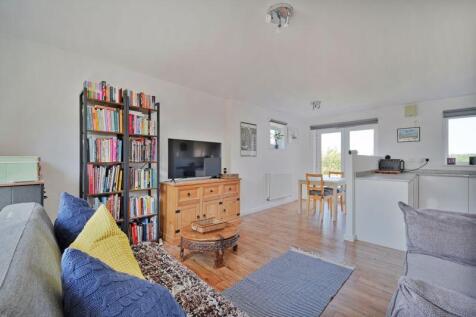Open plan living / Kitchen area