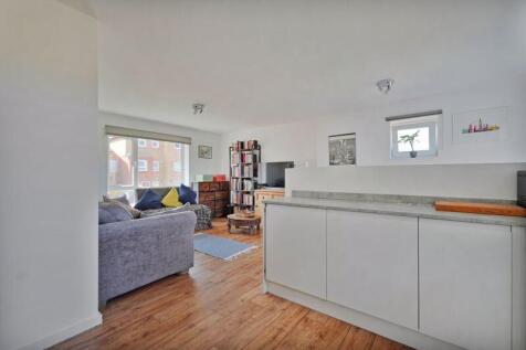 Open plan living / Kitchen area