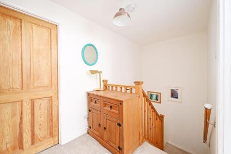 1st Floor Landing